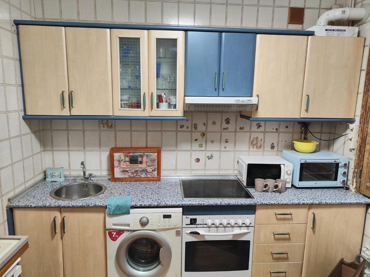Las Letronas Apartment Gijon Bagian luar foto